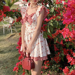 Robe à carreaux fleuris à manches volantes