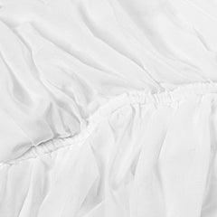 Robe mini en résille froncée à bretelles et décolleté plongeant