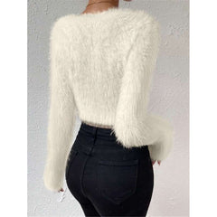 Pull court slim en peluche à col en V