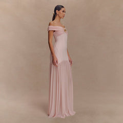 Robe midi dos nu à empiècements en résille