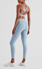 Soutien-gorge de sport en cuir souple avec bretelles dos en V.