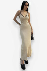 Robe à bretelles mi-longue à col en V