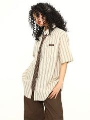 Chemise preppy rayée à manches courtes boutonnée