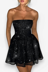 robe de soirée courte sans bretelles et dos nu