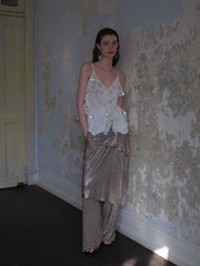 Robe à superposition transparente ornée de sequins
