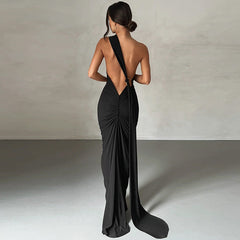 Robe dos nu sans manches à col halter 