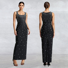 Robe taille basse sans manches à col rond et strass 