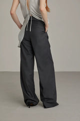 Pantalon noir à jambes larges et taille haute 
