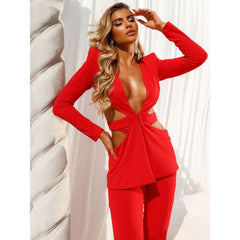 Ensemble deux pièces : haut à manches longues et pantalon large, col en V