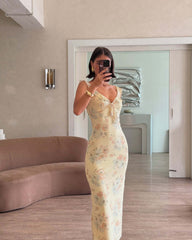Robe nuisette moulante à imprimé rétro