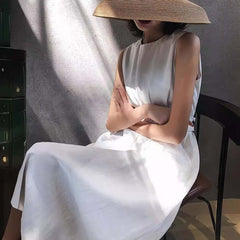 Robe midi sans manches à bretelles