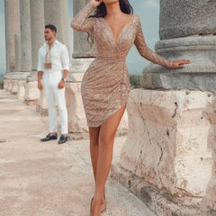 Robe de soirée crayon à col V et coupe ajustée 