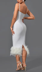 Robe bandage midi blanche à bretelles et plumes