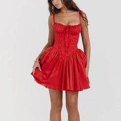 Robe mini bandage plissée en dentelle à dos nu