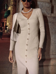 Robe longue moulante à empiècements floraux en résille