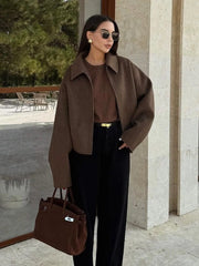 Manteau court en laine marron à fermeture éclair
