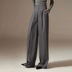 Pantalon à jambes larges et taille cintrée drapée