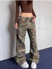 Pantalon cargo plissé camouflage délavé