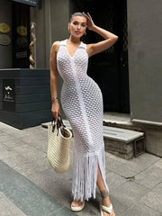 Robe longue portefeuille décolletée et fendue sur les hanches