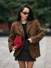 Manteau court d'automne rétro à poches et revers