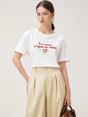 T-shirt noir à imprimé lettres sur les épaules