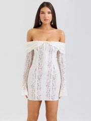 Robe moulante bustier à manches longues en dentelle