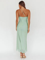 Robe moulante asymétrique à volants drapés et drapée