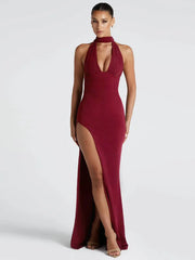 Robe longue moulante dos nu fendue en V profond
