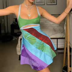Robe moulante Y2K à col en U et découpes