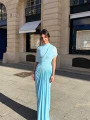 Robe longue plissée bleu châle en A
