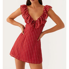 Robe moulante sans manches à volants et col en V