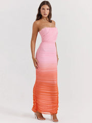 Robe de vacances moulante sans bretelles à dégradé et fente