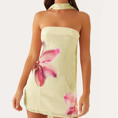 Robe de vacances moulante sans bretelles à fleurs