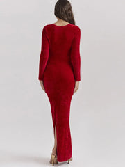 Robe moulante en velours à manches longues et col en V