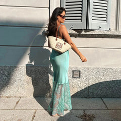 Robe midi à bretelles dos nu et dentelle