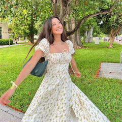 Robe trapèze à manches bouffantes et imprimé floral