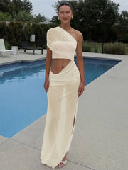 Robe de vacances moulante en maille ajourée et froncée