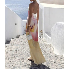 Robe de vacances à dos nu et imprimé floral