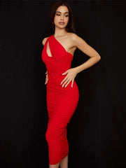 Robe midi moulante asymétrique froncée