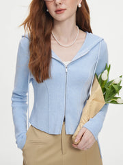 Gilet court à capuche en maille chevrons
