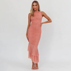 Robe de bal rose fourreau dos nu sans manches à volants