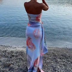 Robe de vacances moulante à fleurs fendue et sans bretelles
