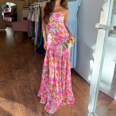 Robe de vacances bandeau fleurie à ourlet volanté