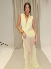 Robe maxi sans manches à empiècements plissés