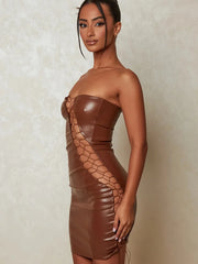 Robe moulante sans bretelles en similicuir PU