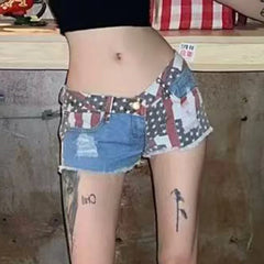 Short en jean rouge vintage classique
