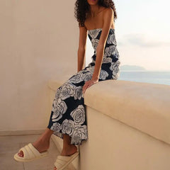 Robe de vacances tube fleurie à épaules dénudées