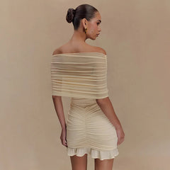 Robe de bal mini bustier plissée à volants