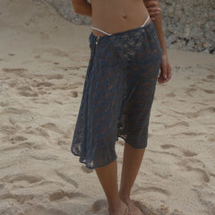 Jupe midi bohème fleurie en résille transparente