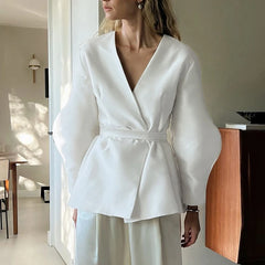 Gilet ample à col en V et bandage